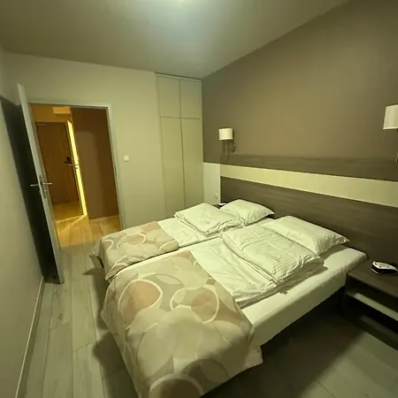 Apartment Czarna Gora Tignes 1 Sienna (Klodzko)