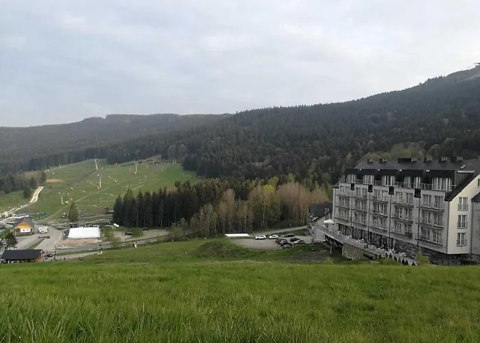 Czarna Gora Tignes 1 Apartment *